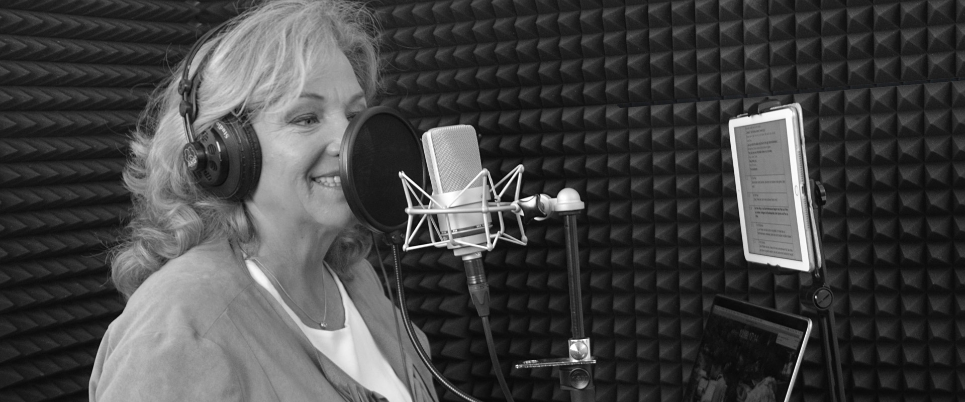 Sabine Chris - Sprecherin mit eigenem Studio